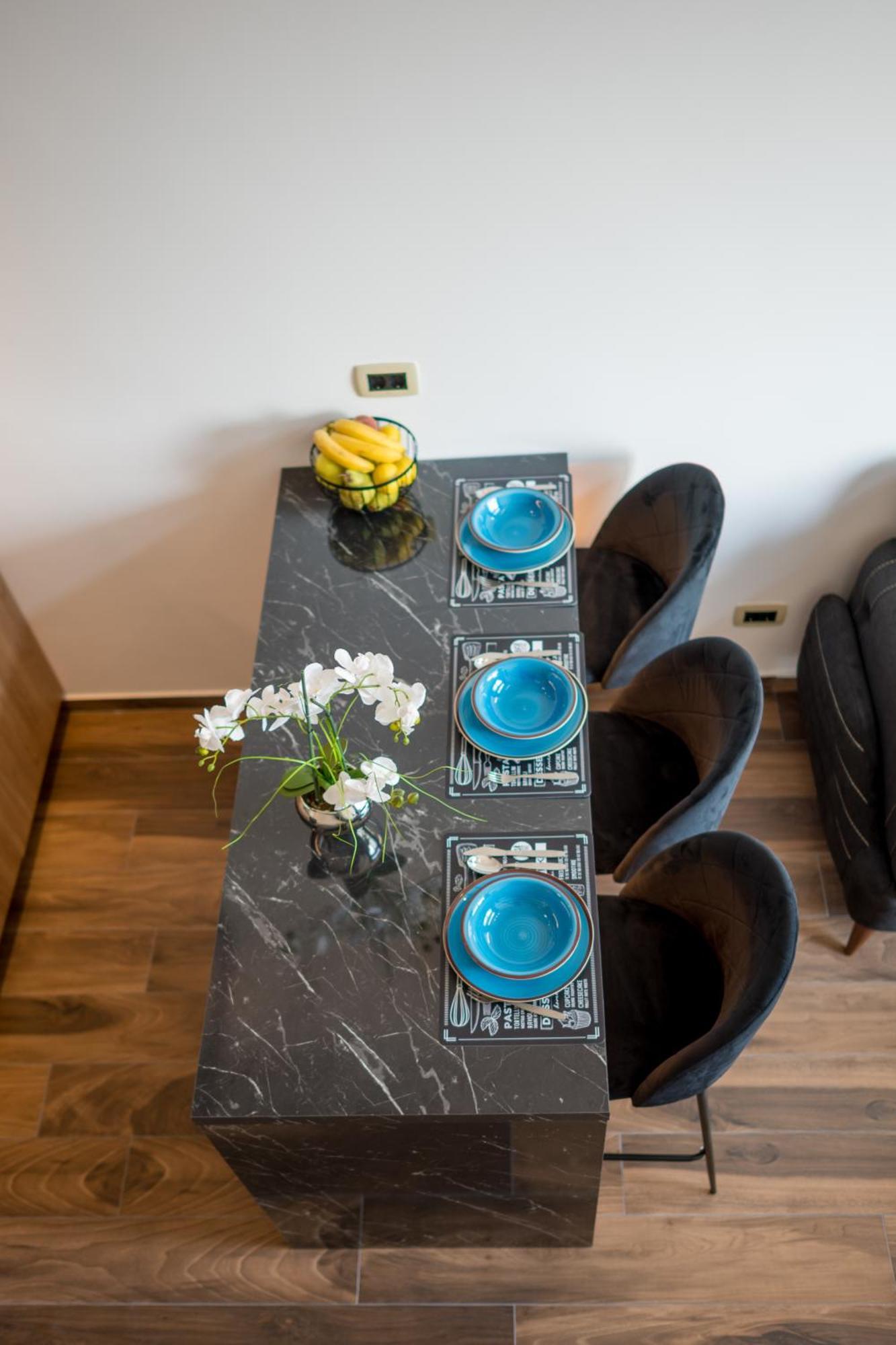 Appartement En Chene Kotor Dış mekan fotoğraf