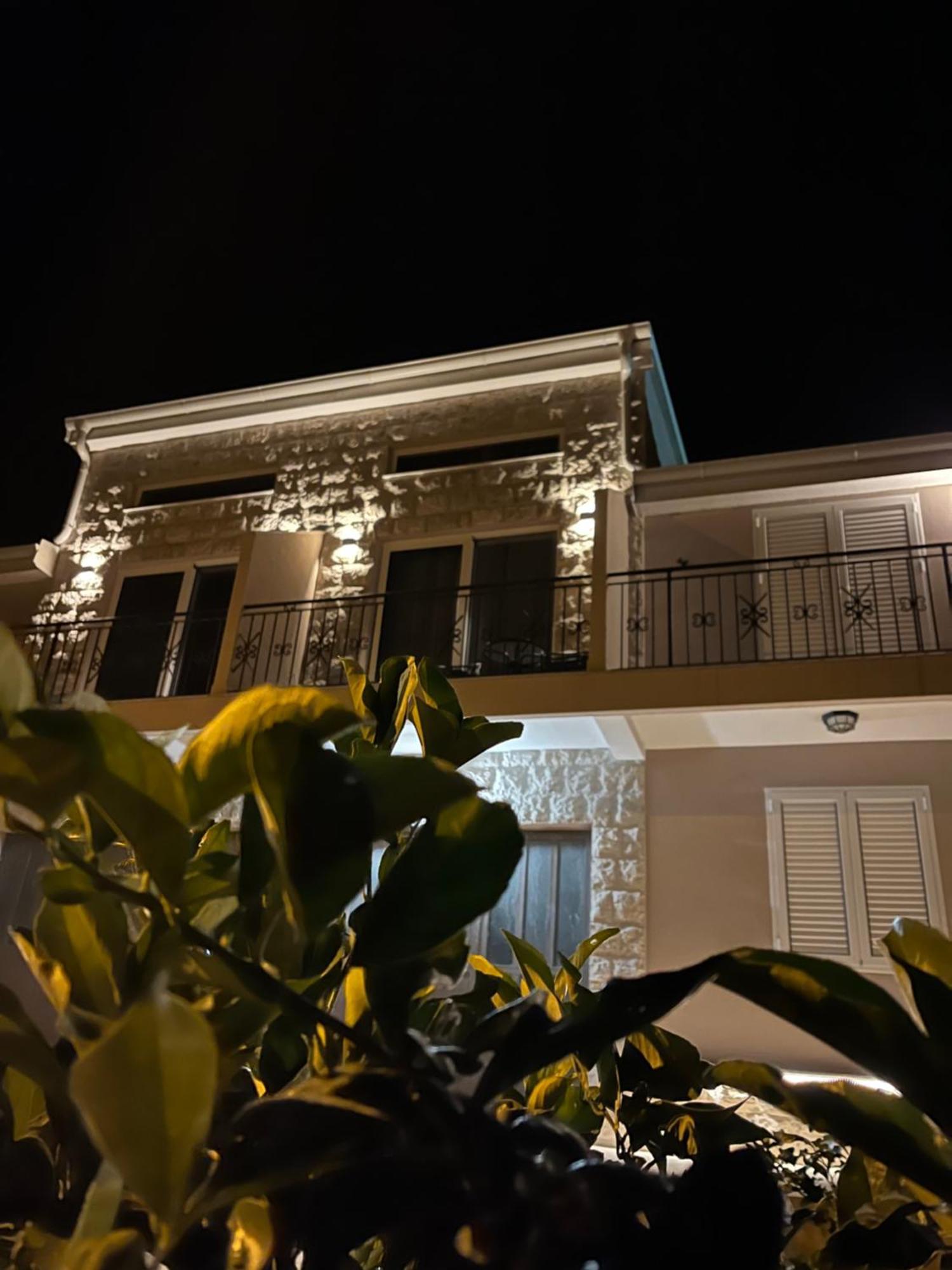 Appartement En Chene Kotor Dış mekan fotoğraf